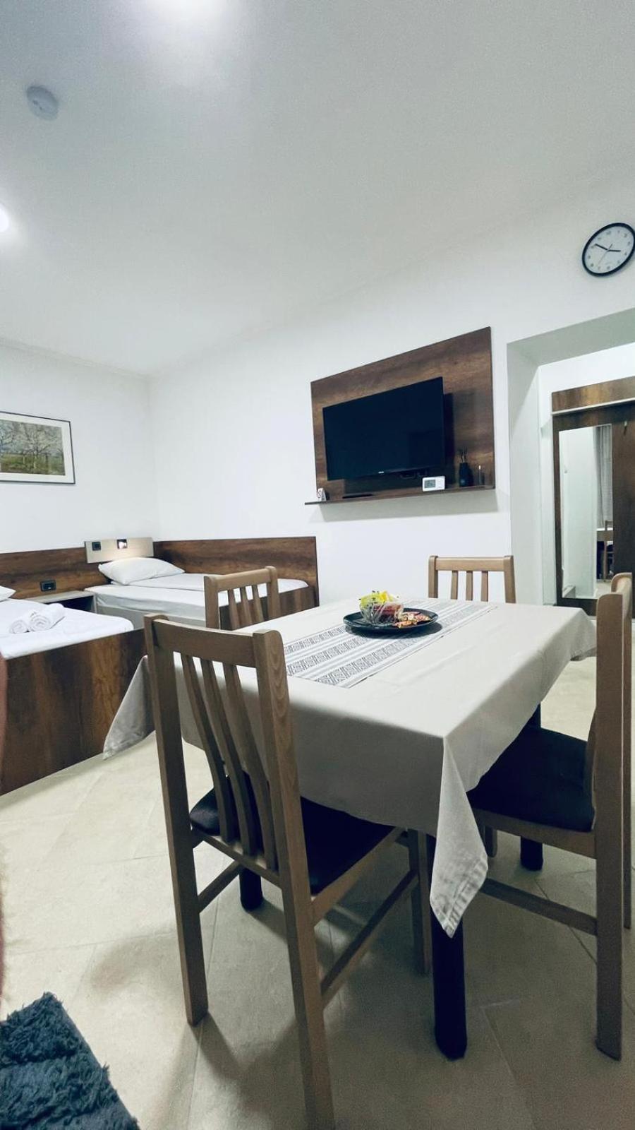 Kollar D Guest House - Prenociste Rooms Subotica Exterior foto